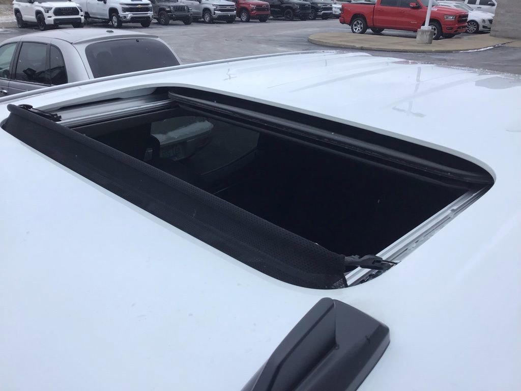 Used 2025 Chevrolet Silverado 1500 RST w/ Convenience Package II image 27