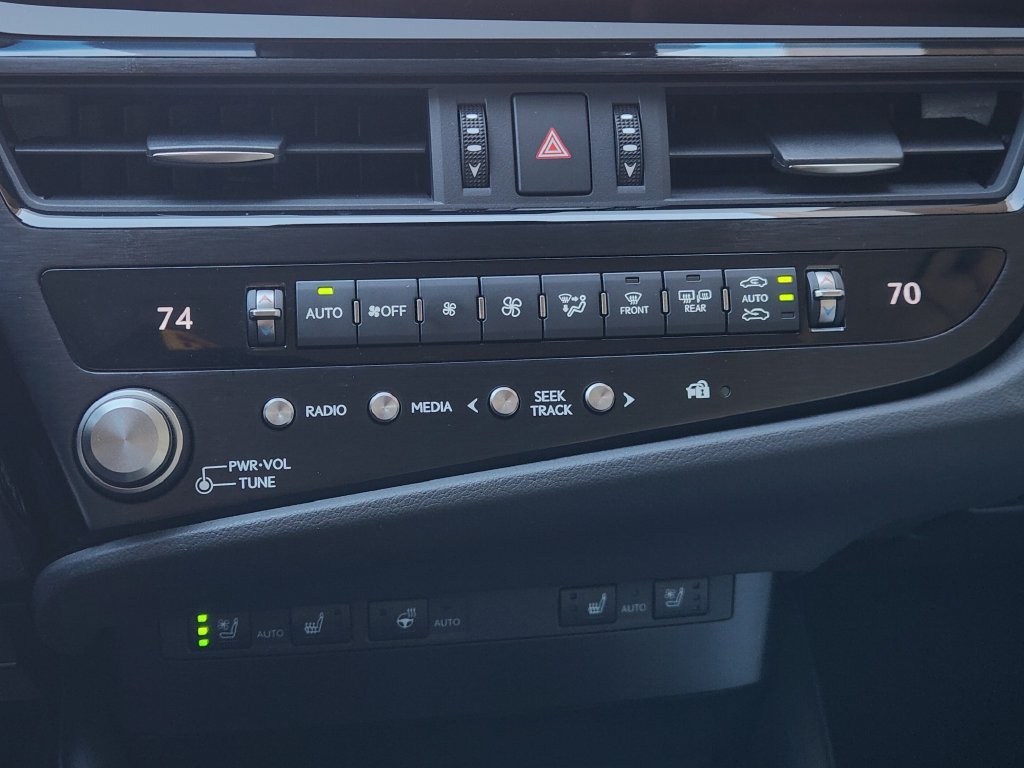 Certified 2025 Lexus ES 350 w/ Premium Package FWD image 18