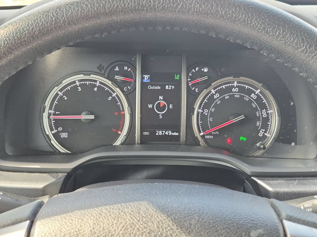 Used 2024 Toyota 4Runner Limited AWD/4WD image 26