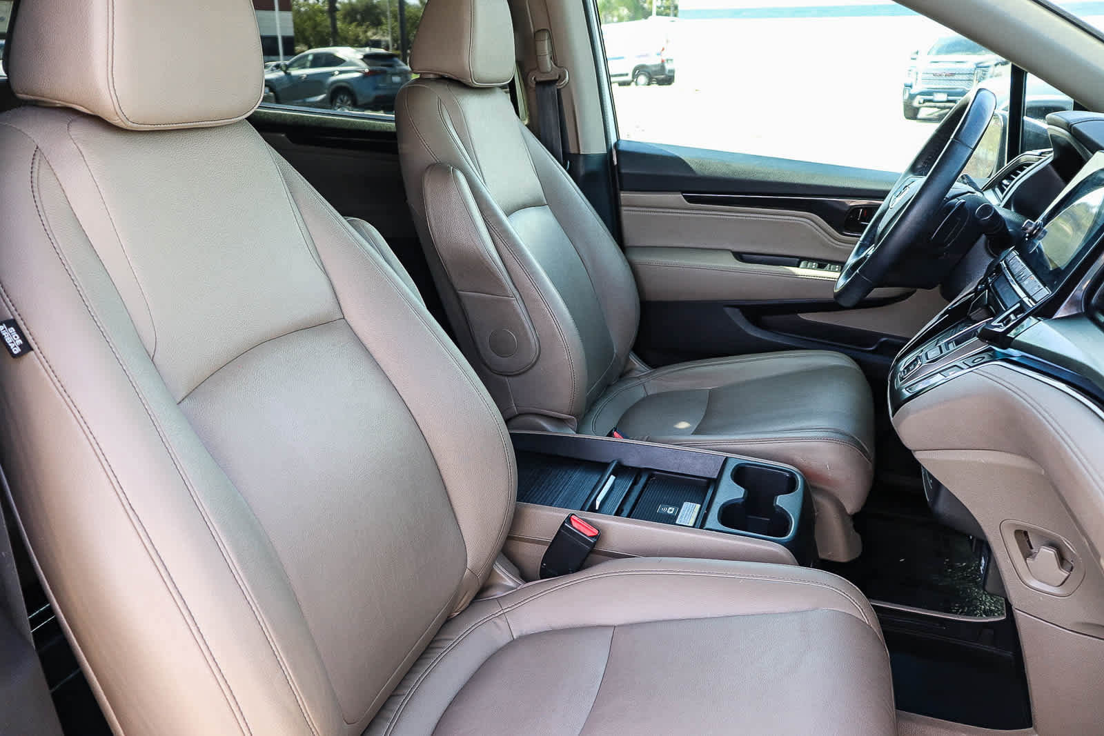 Used 2022 Honda Odyssey Touring image 25