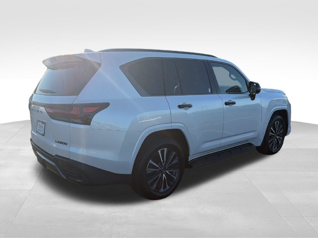 Used 2026 Lexus LX 600 4WD w/ Interior Upgrade Package image 5