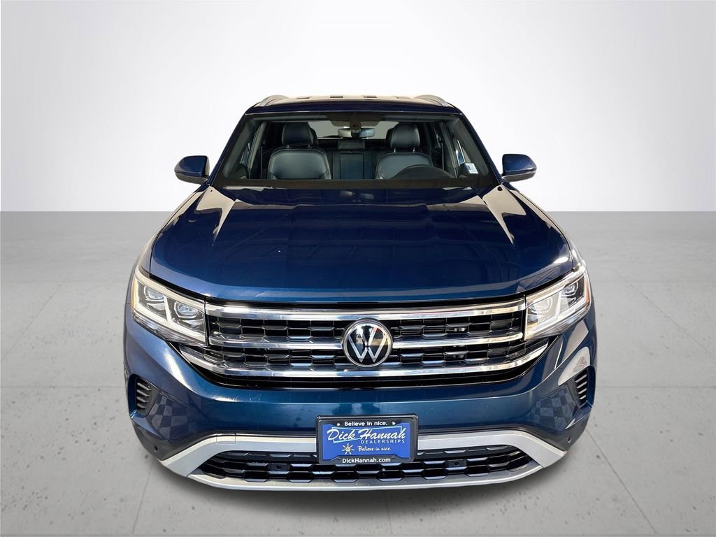 Certified 2022 Volkswagen Atlas Cross Sport SE AWD/4WD image 3
