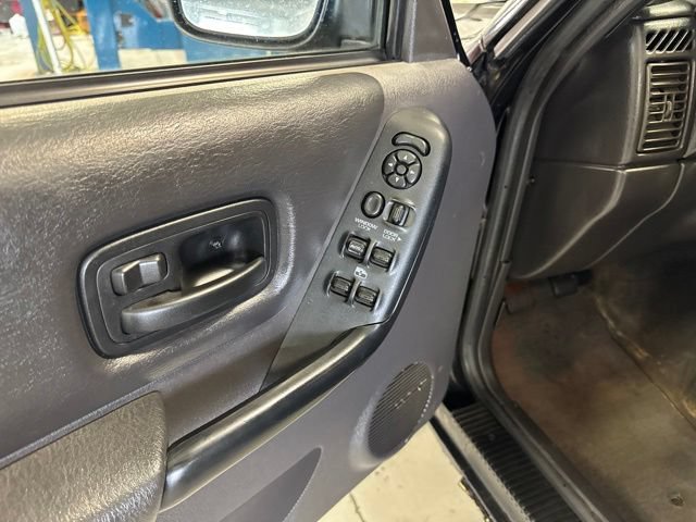 Used 1999 Jeep Cherokee Sport AWD/4WD image 26