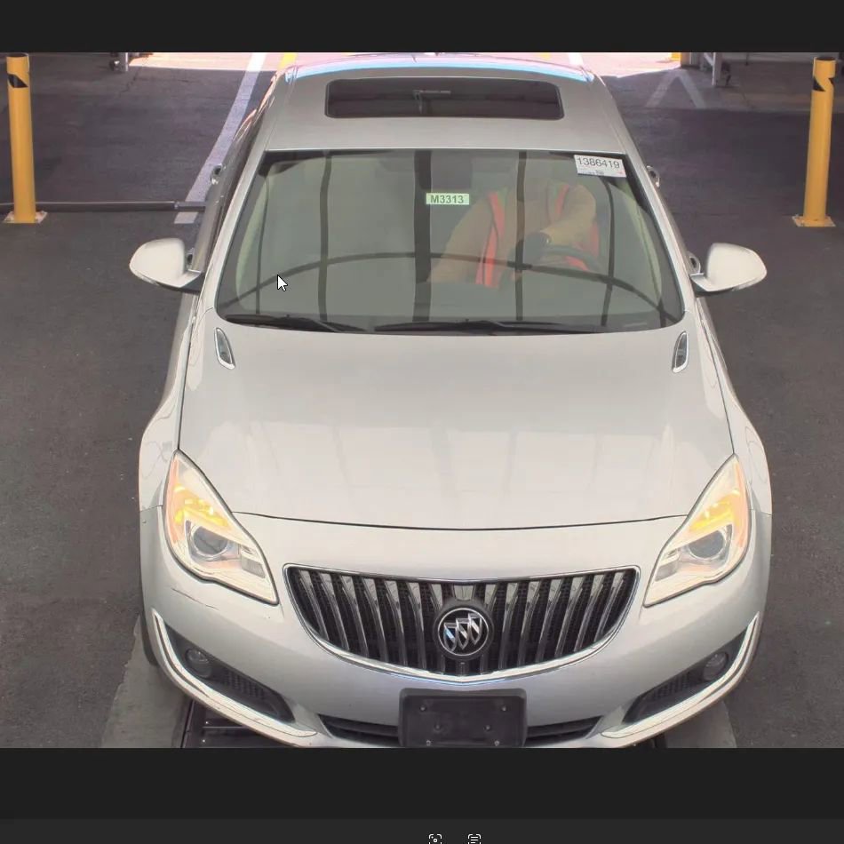 Used 2014 Buick Regal Premium image 2
