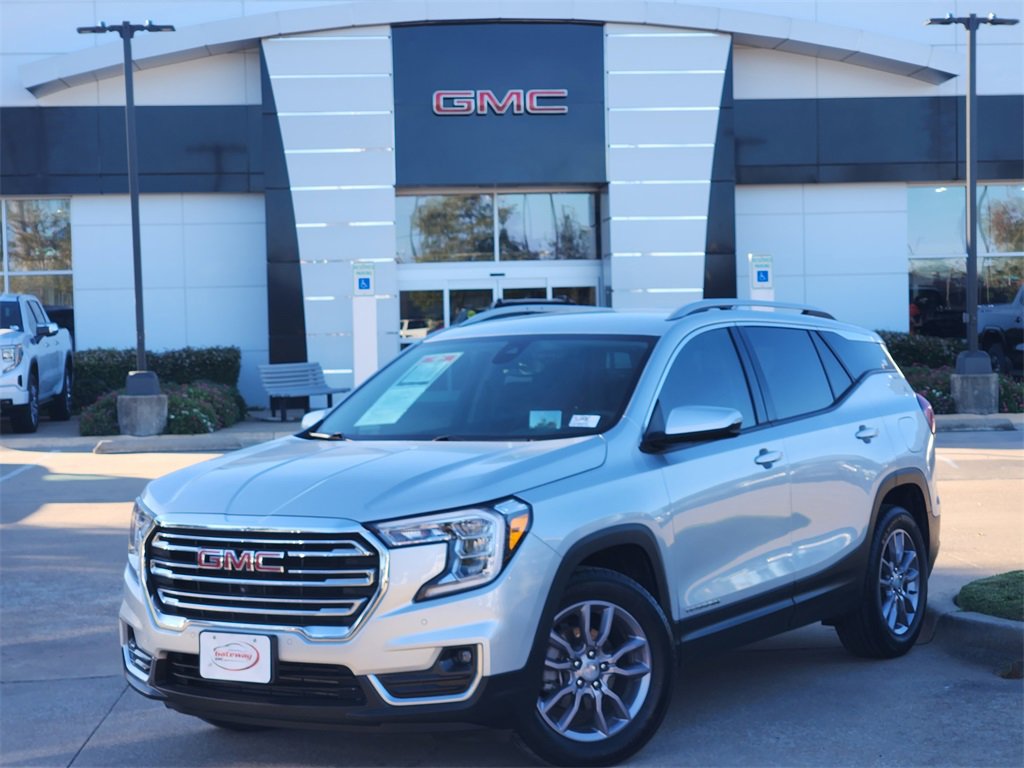 Used 2022 GMC Terrain SLT w/ Infotainment Package II