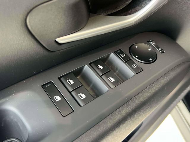 Used 2026 Hyundai Tucson SE image 18