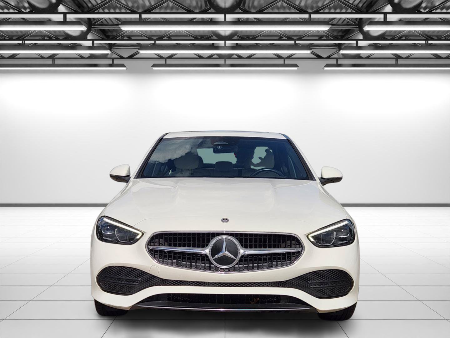 Used 2023 Mercedes-Benz C 300 Sedan image 4