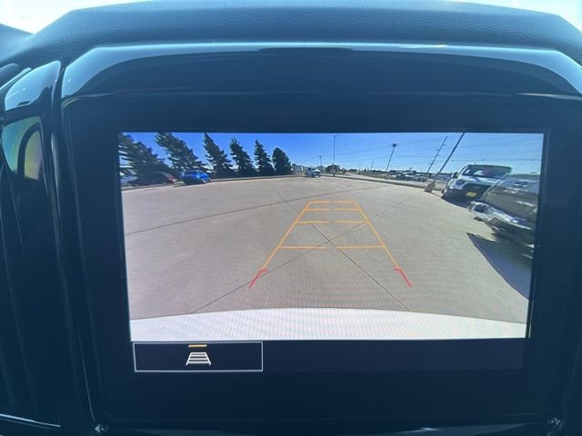 Used 2023 Chevrolet Traverse LT image 16