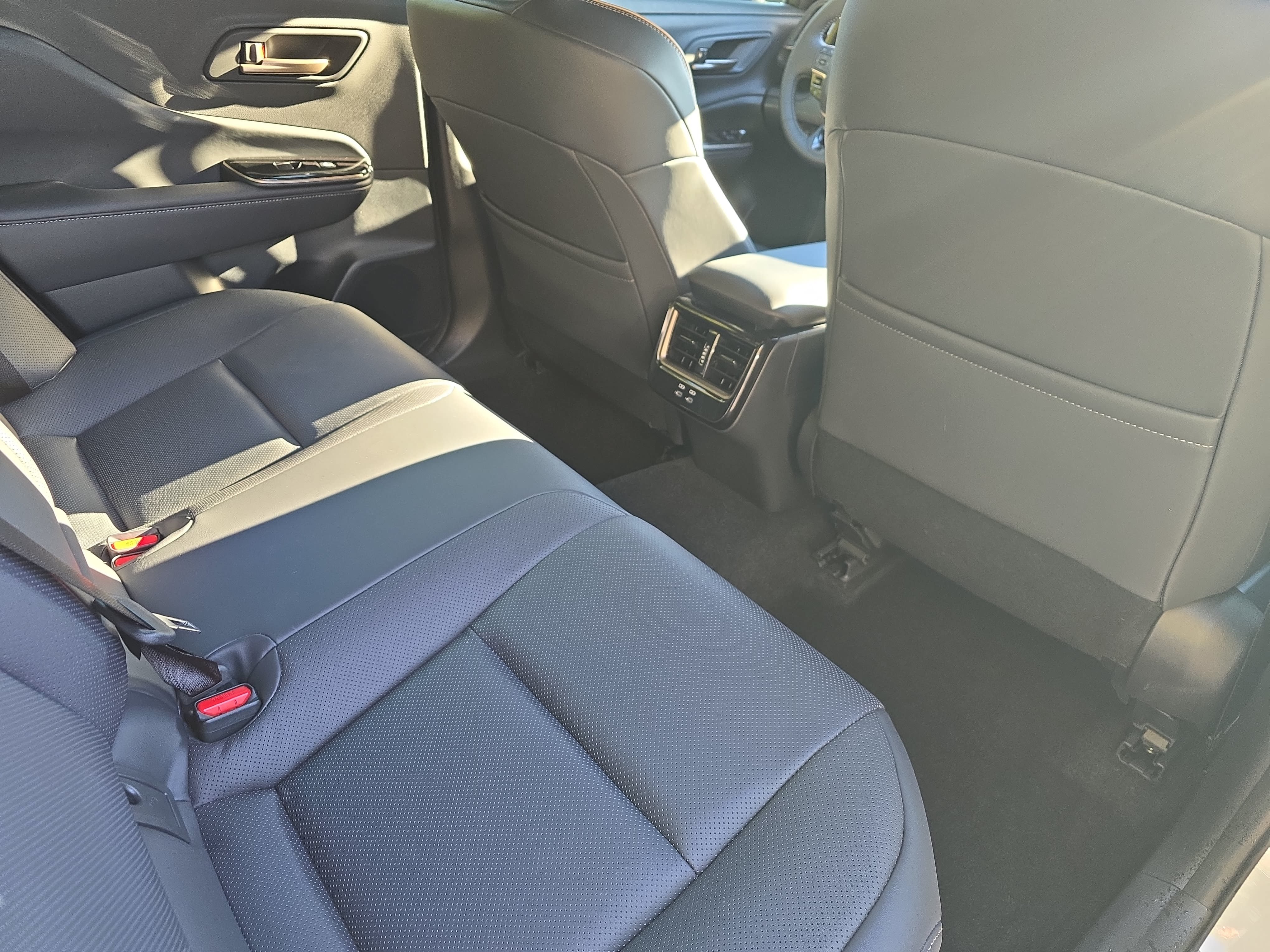 Used 2026 Toyota Crown AWD/4WD image 11