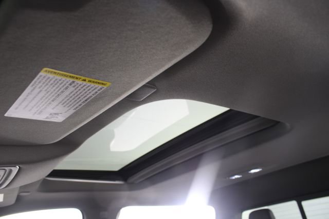 Used 2021 GMC Sierra 1500 SLT w/ SLT Premium Package image 8