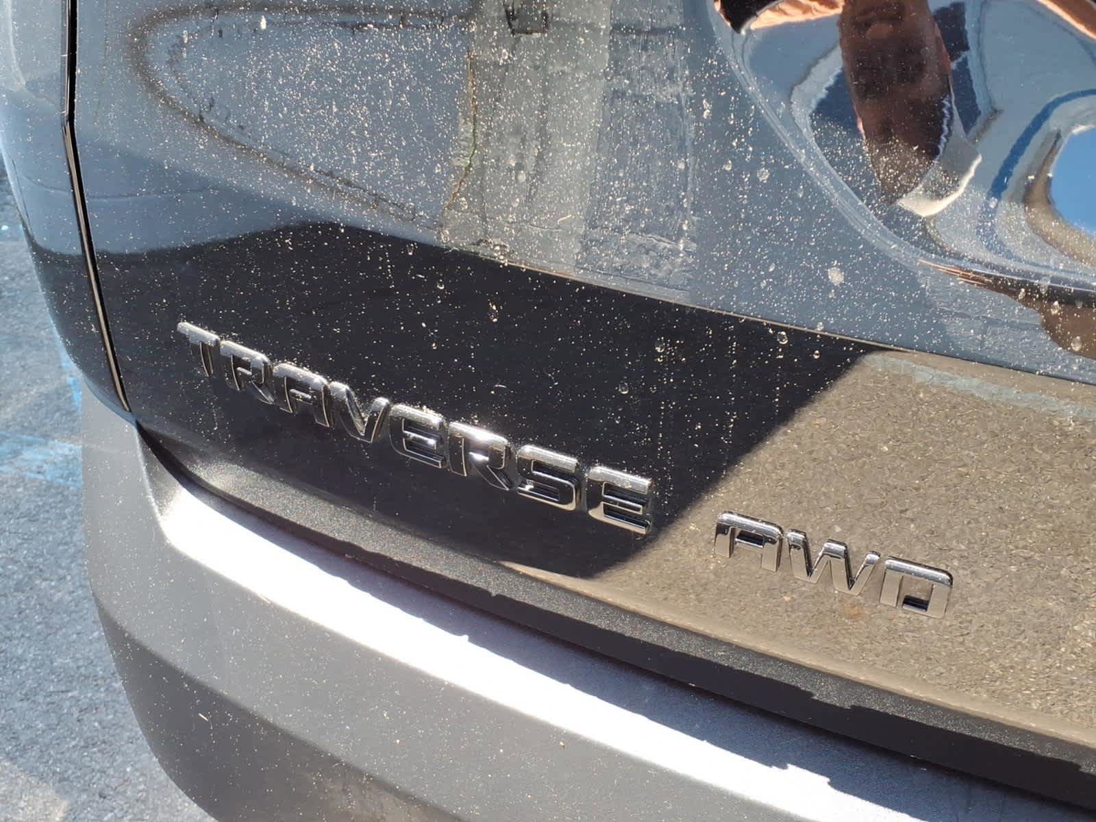 Used 2023 Chevrolet Traverse RS AWD/4WD image 18