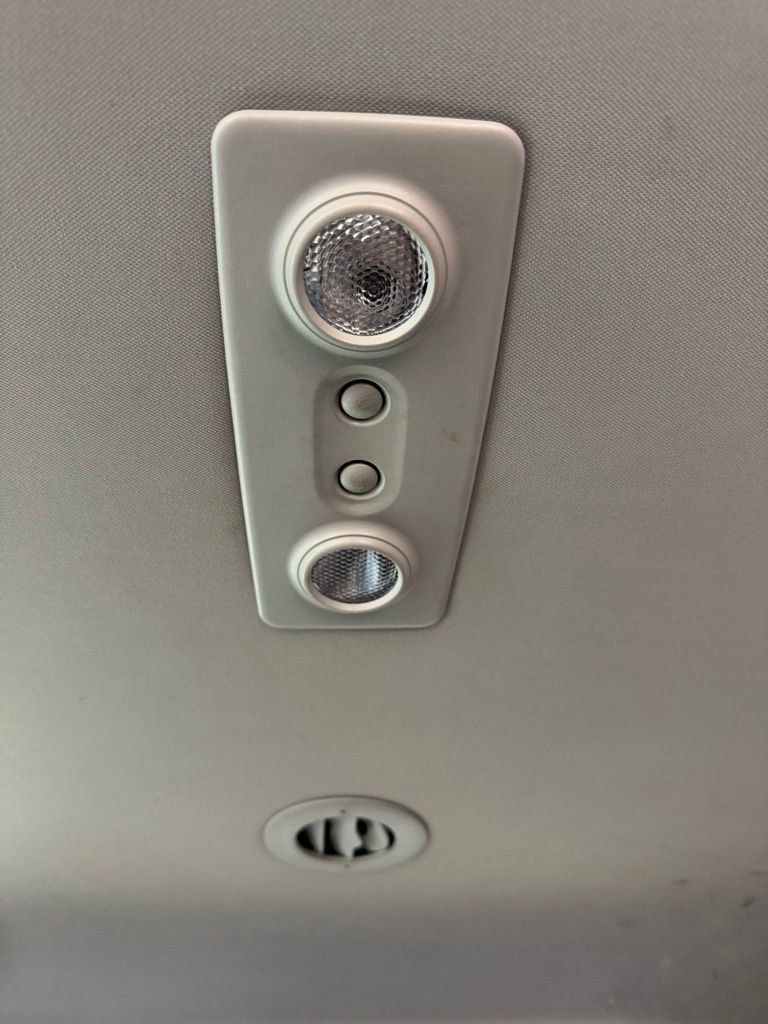 Used 2014 GMC Acadia SLT image 11