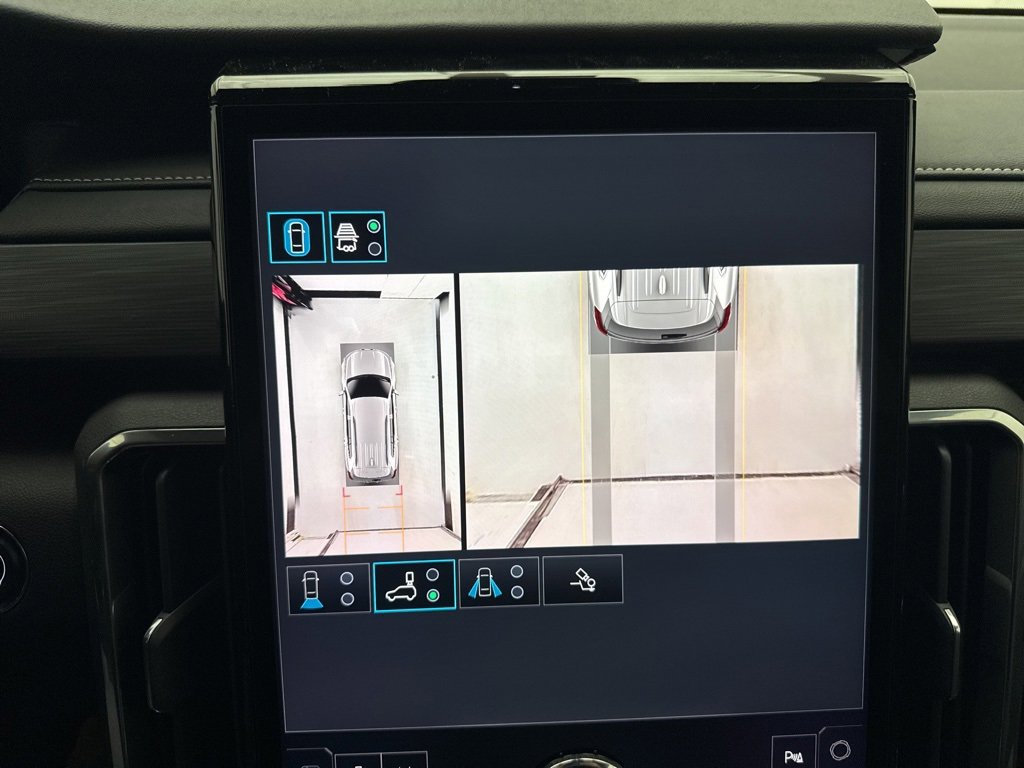 New 2025 GMC Acadia Elevation w/ Elevation Premium Package image 28