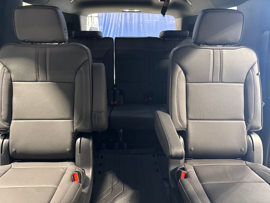 New 2026 Chevrolet Suburban RST w/ Comfort Package AWD/4WD image 38