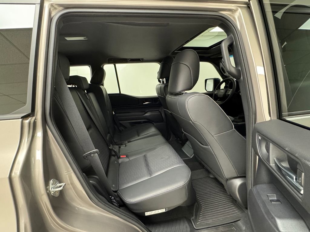 Used 2024 Toyota Land Cruiser image 16