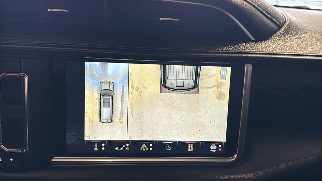 Used 2024 GMC Yukon Denali w/ Denali Reserve Package image 44