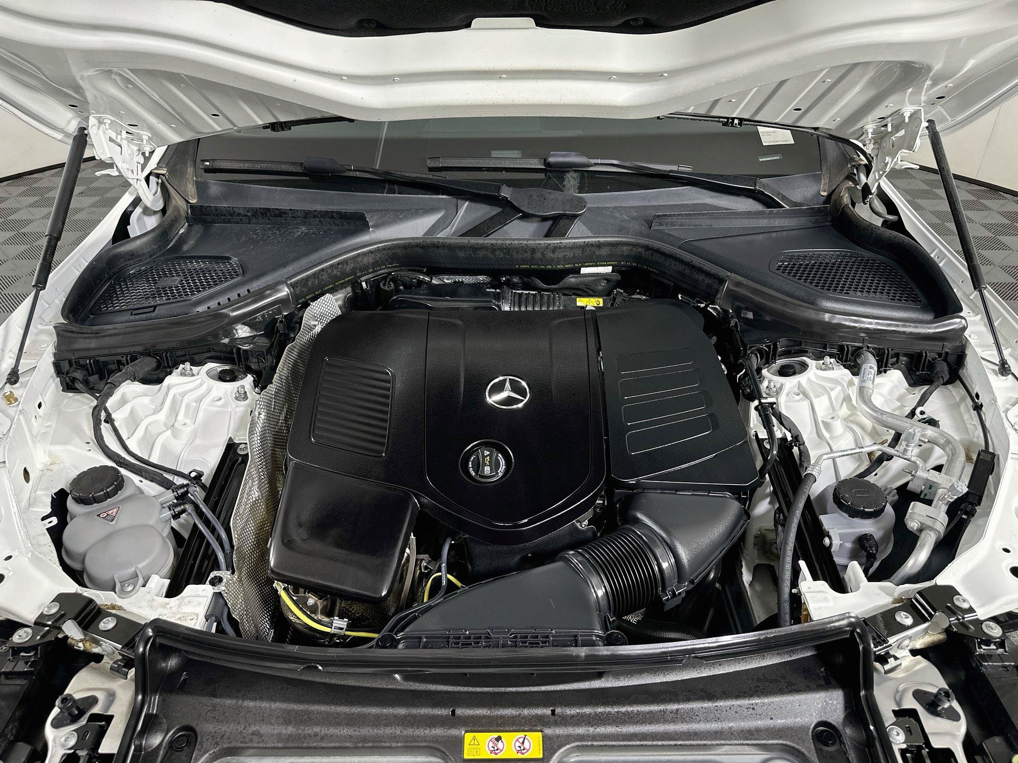 Used 2026 Mercedes-Benz GLC 300 image 35