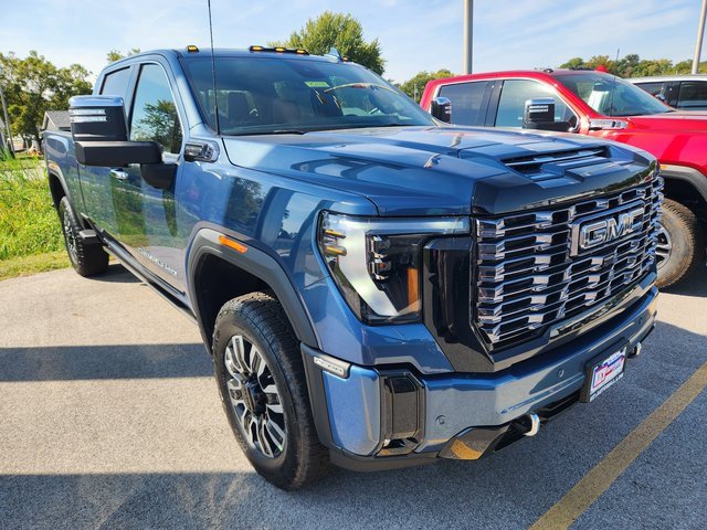 New 2026 GMC Sierra 2500 Denali Ultimate w/ Max Trailering Package image 1