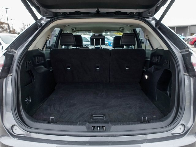 Used 2022 Ford Edge SEL w/ Convenience Package image 17