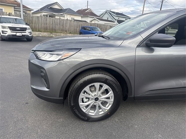 New 2026 Ford Escape Active image 9