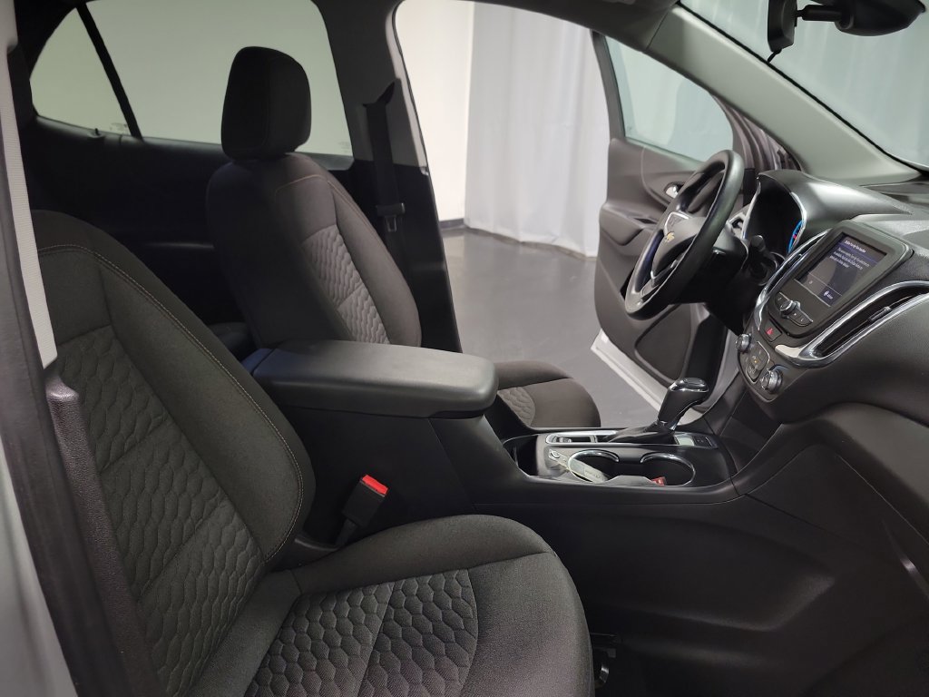Used 2020 Chevrolet Equinox LT AWD/4WD image 32