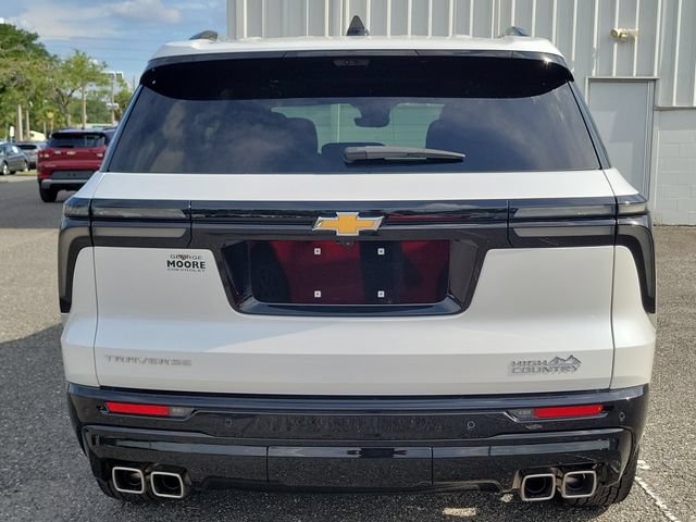 Certified 2025 Chevrolet Traverse High Country w/ LPO, Floor Liner Package FWD image 10
