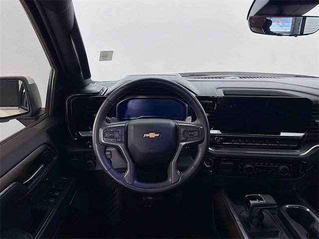 Used 2025 Chevrolet Silverado 1500 High Country w/ Technology Package image 24