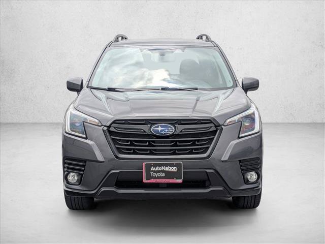 Used 2022 Subaru Forester Premium AWD/4WD image 2