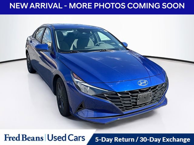 Used 2022 Hyundai Elantra SEL w/ Cargo Package image 11