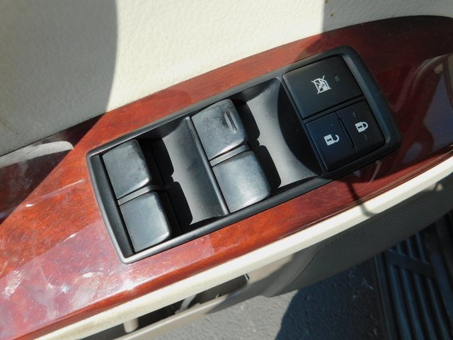 Used 2013 Lexus GX 460 Premium image 24