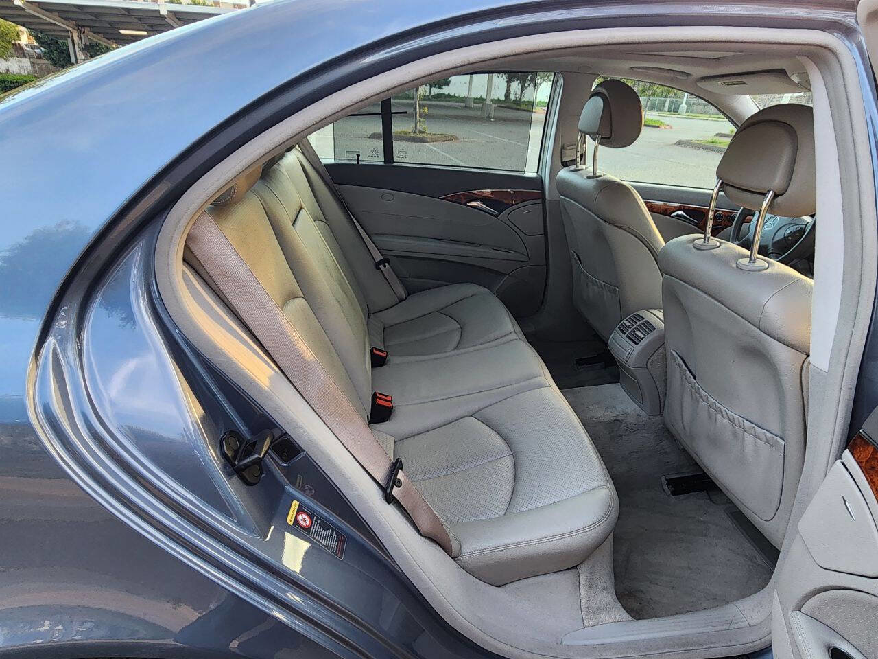 Used 2005 Mercedes-Benz E 320 Sedan image 20
