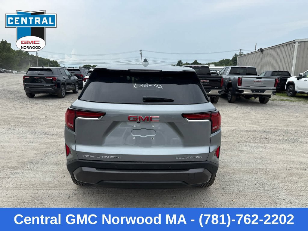 New 2027 GMC Terrain Elevation w/ LPO, Floor Liner Package AWD/4WD image 5