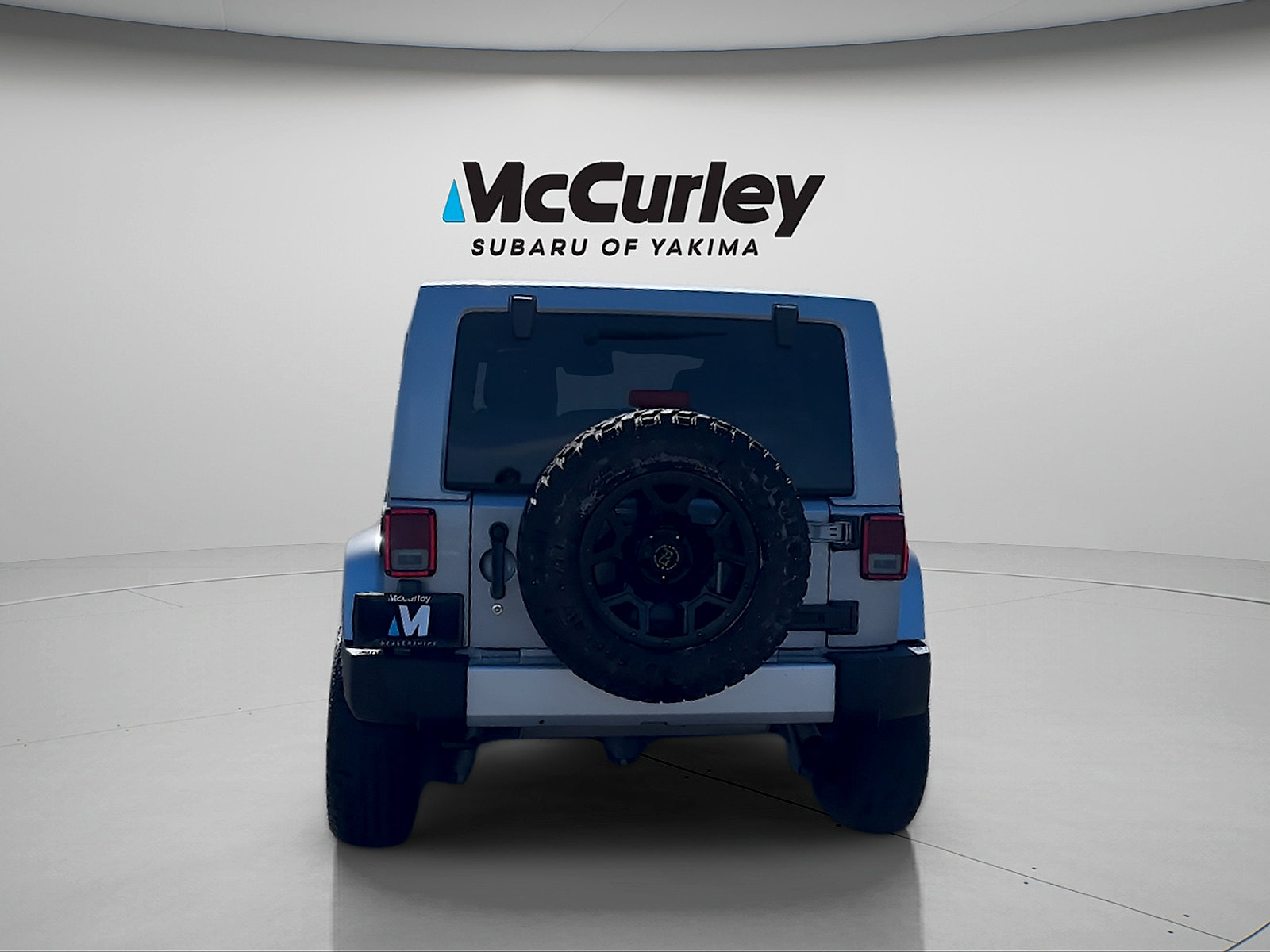 Used 2013 Jeep Wrangler Unlimited Sahara w/ Connectivity Group AWD/4WD image 5