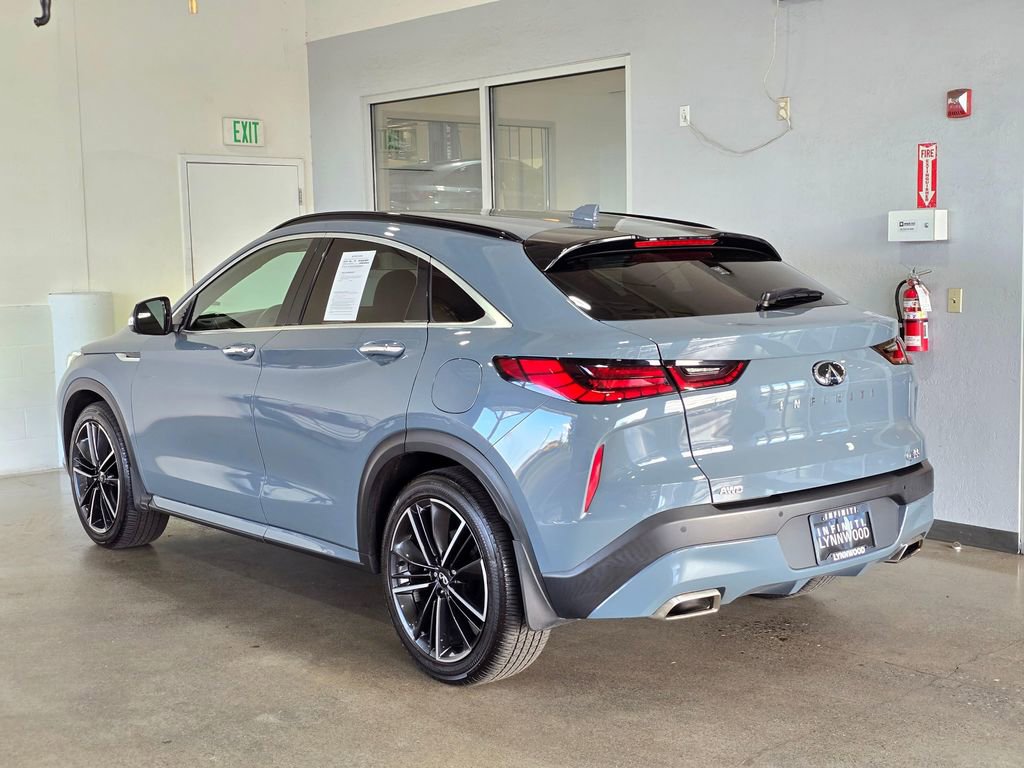 Used 2023 INFINITI QX55 Essential image 6