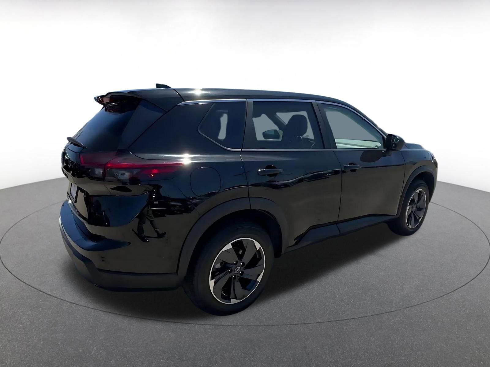 Used 2025 Nissan Rogue SV FWD image 15