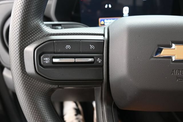 Used 2025 Chevrolet Colorado W/T RWD image 15