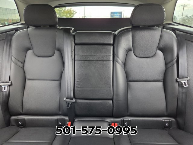 Used 2021 Volvo XC60 T5 Momentum w/ Protection Package Premier AWD/4WD image 12
