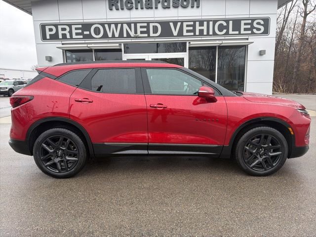 Certified 2024 Chevrolet Blazer RS w/ Driver Confidence II Package image 2