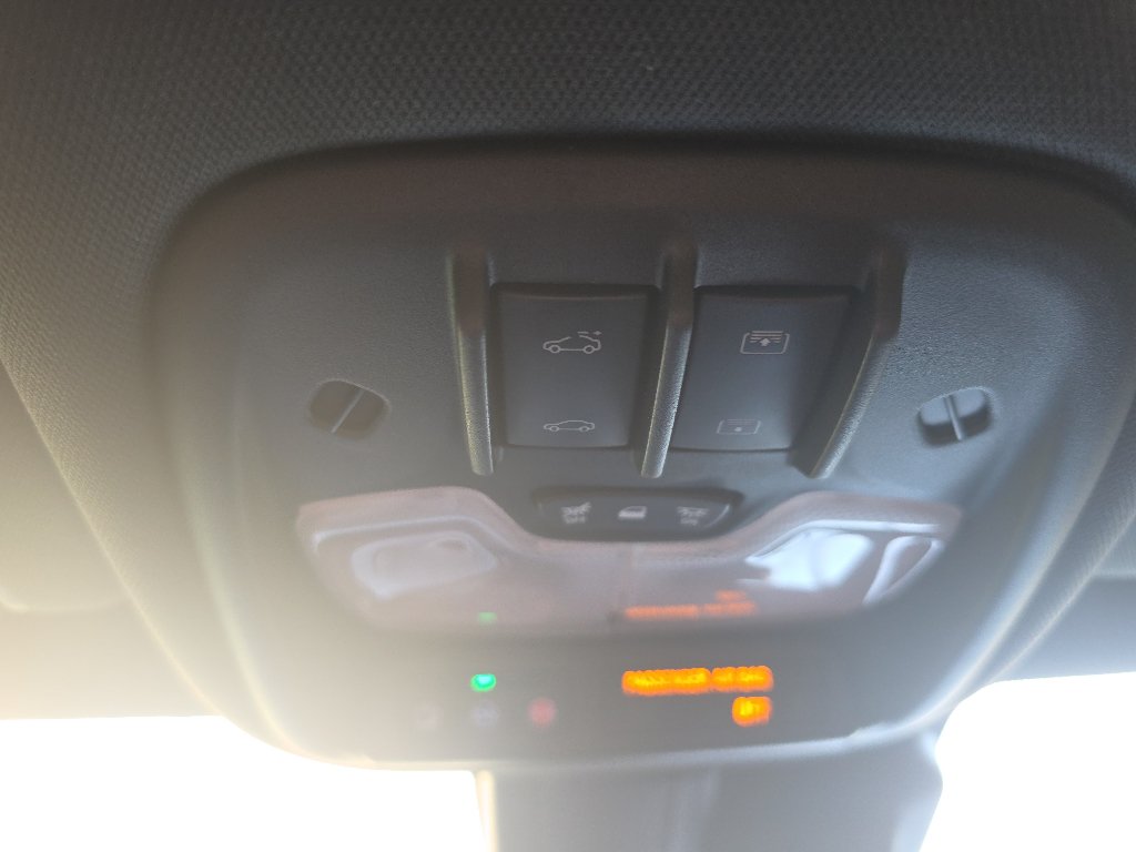 Used 2024 Chevrolet TrailBlazer RS w/ Convenience Package FWD image 34