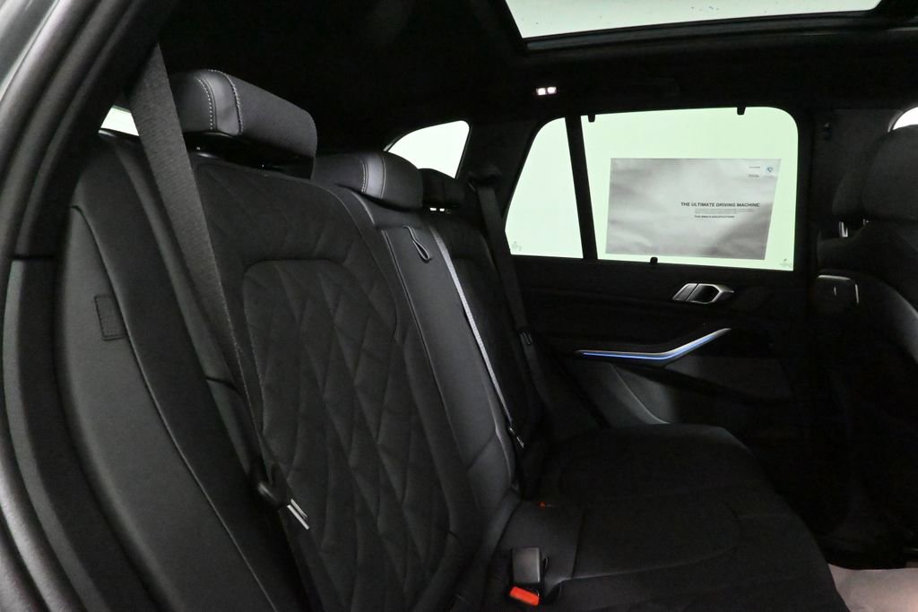 Used 2026 BMW X5 xDrive50e w/ M Sport Package image 37