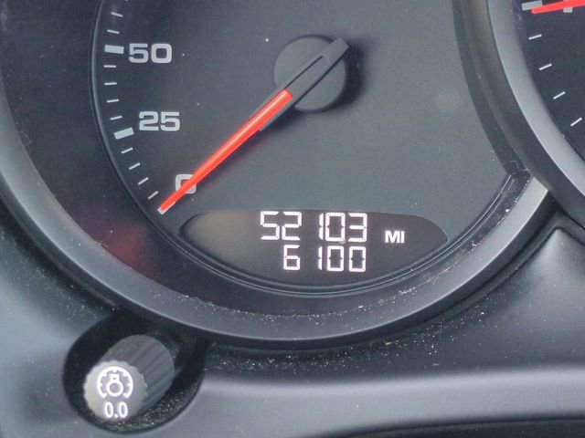 Used 2021 Porsche Macan image 32