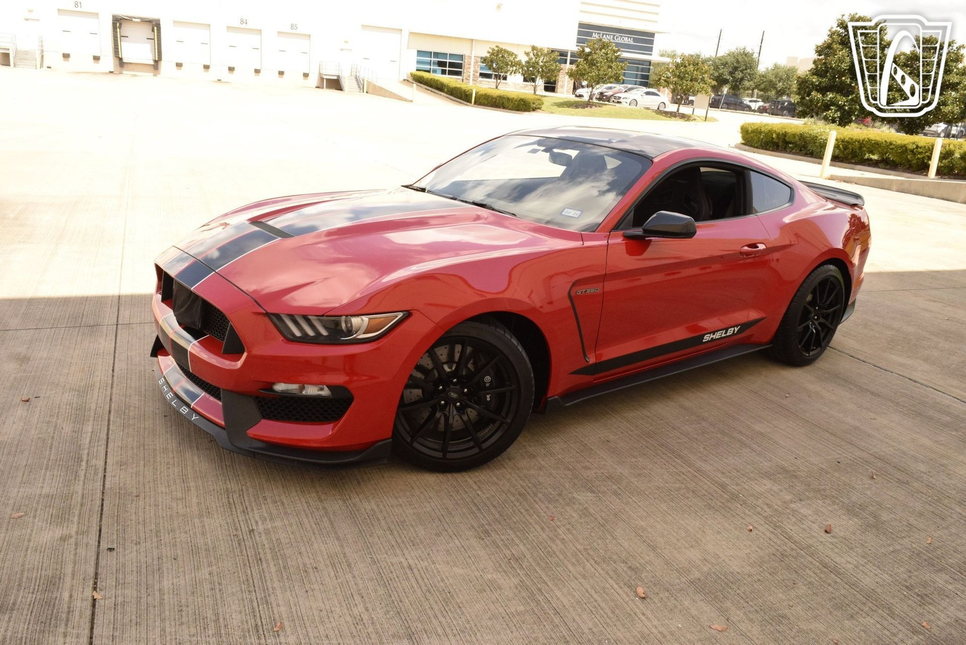 Used 2017 Ford Mustang Shelby GT350 RWD image 2