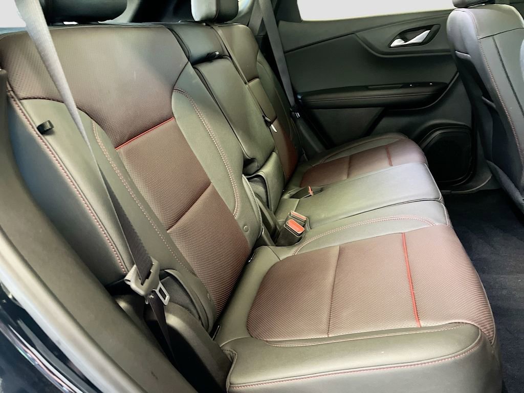 Used 2025 Chevrolet Blazer RS w/ Driver Confidence II Package image 30
