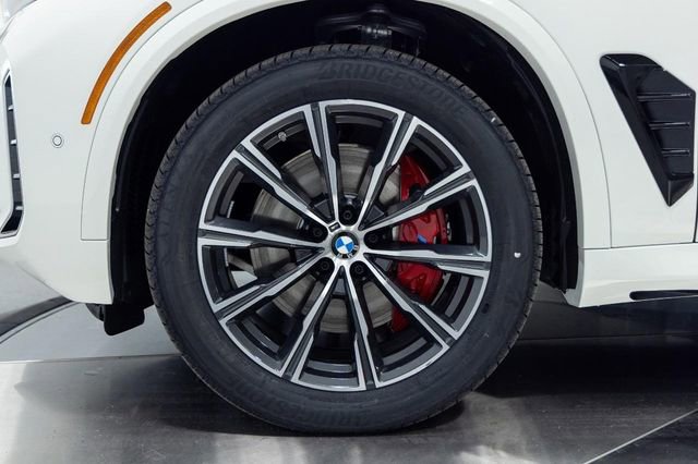 New 2026 BMW X5 xDrive40i AWD/4WD image 26