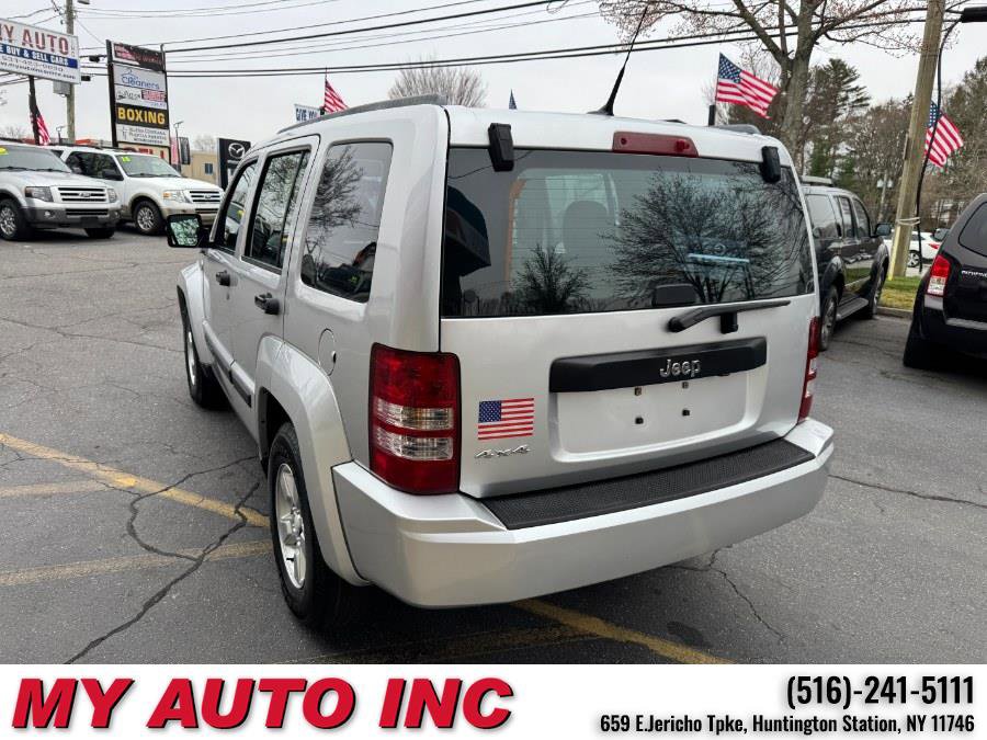 Used 2011 Jeep Liberty Sport image 6