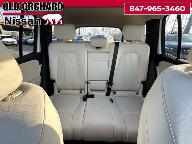 Used 2022 Mercedes-Benz GLB 250 4MATIC w/ Premium Package Lite image 12