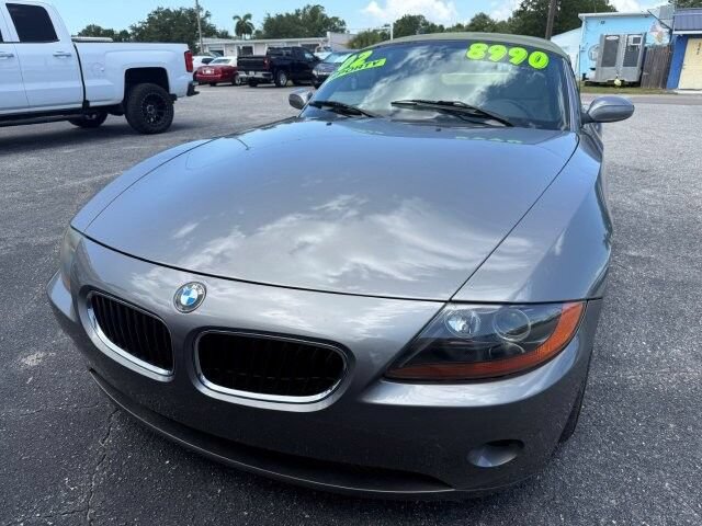 Used 2004 BMW Z4 2.5i RWD image 2