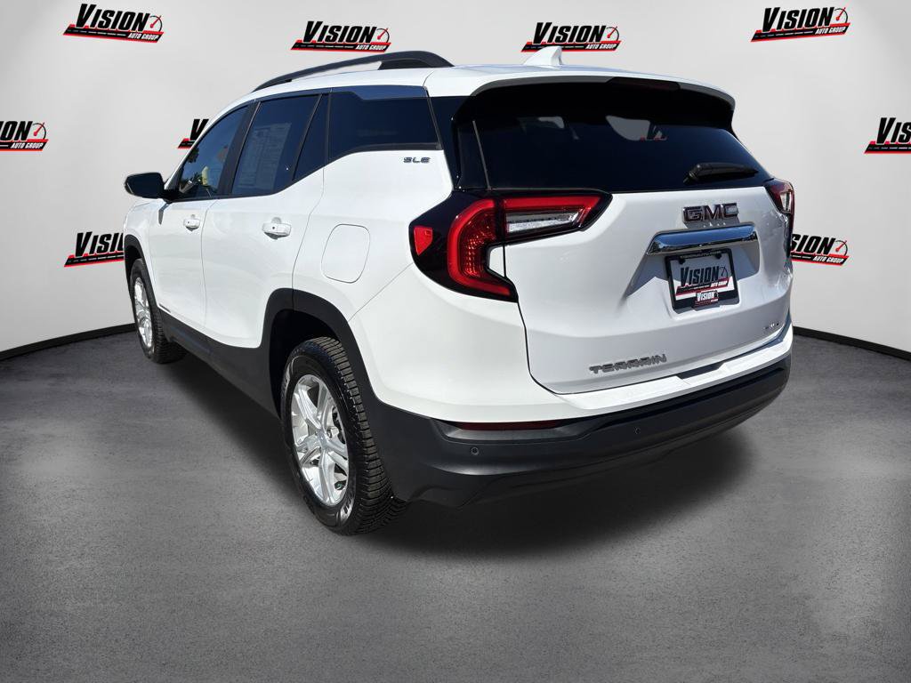 Used 2023 GMC Terrain SLE w/ Driver Convenience Package AWD/4WD image 7