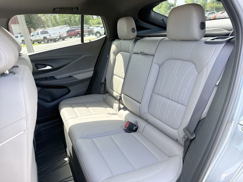 Used 2024 Buick Envista Avenir image 24