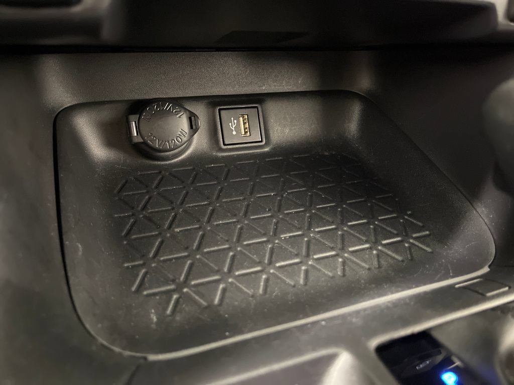 Certified 2024 Toyota RAV4 LE FWD image 30